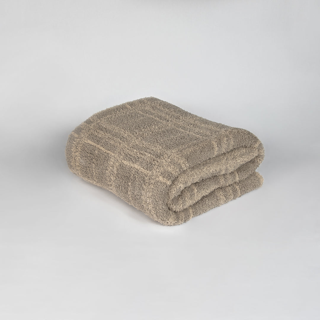 Pure Cashmere and Roasted Cashew Plaid Print Throw