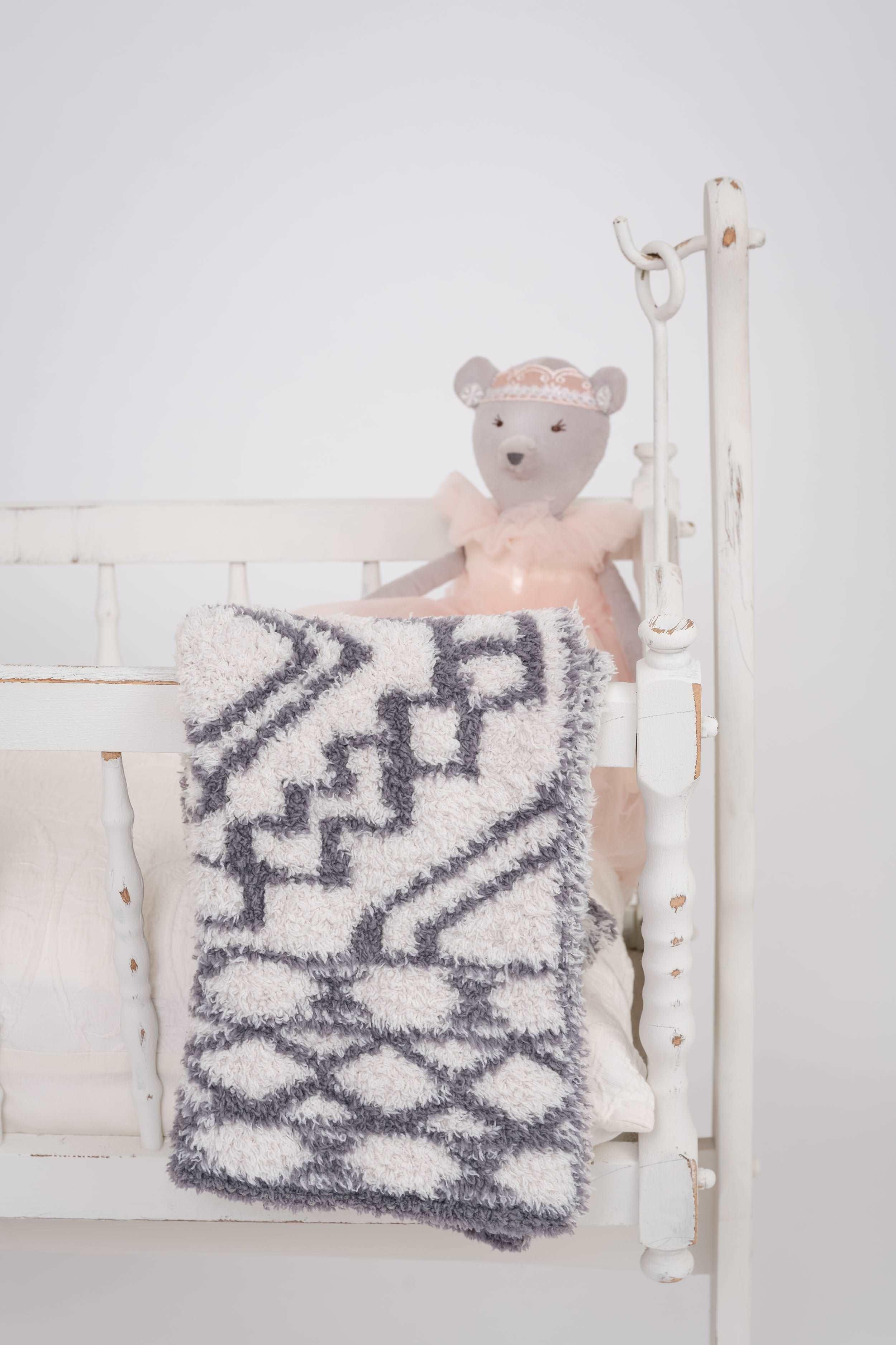 diamond tile baby's breath and volcanic glass lovey baby's  blanket